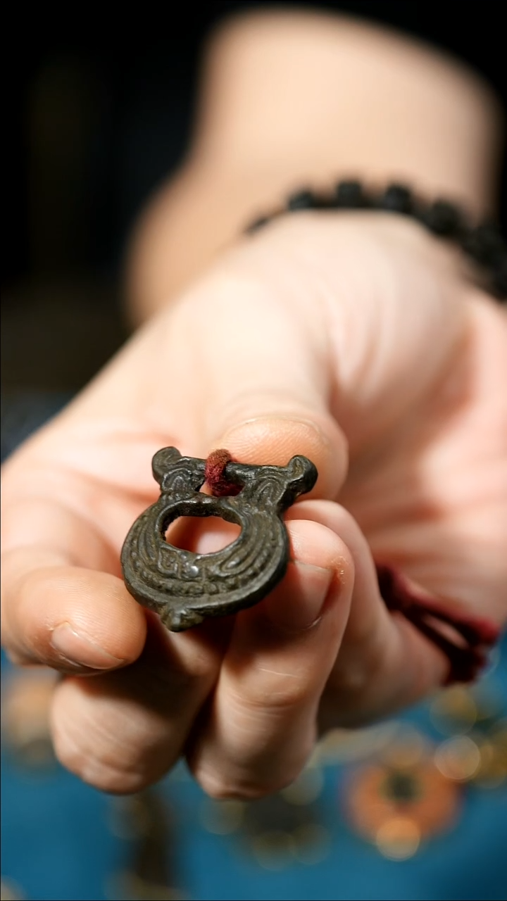 一**装藏传天铁设计元素