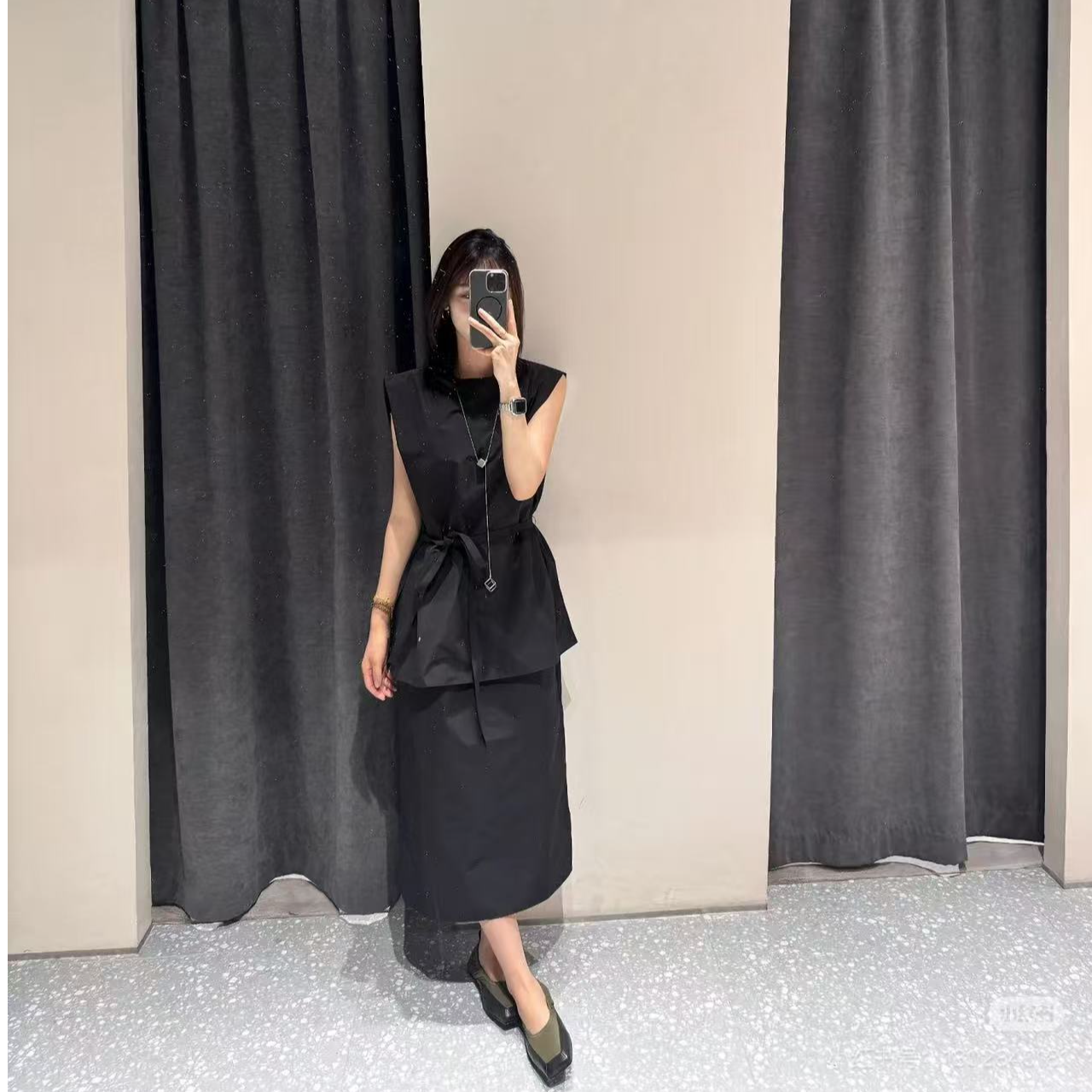 女士ls无袖假两件连衣裙