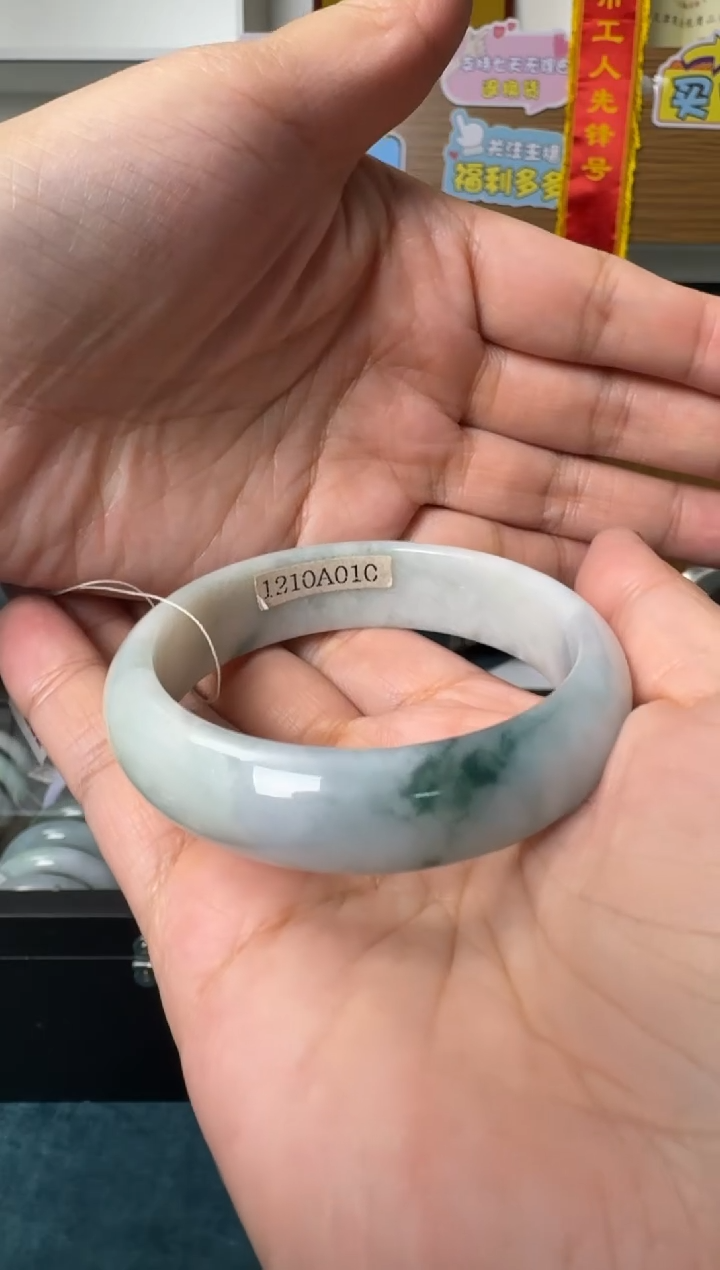 【闪购商品】翡翠手镯未镶嵌翡翠手镯