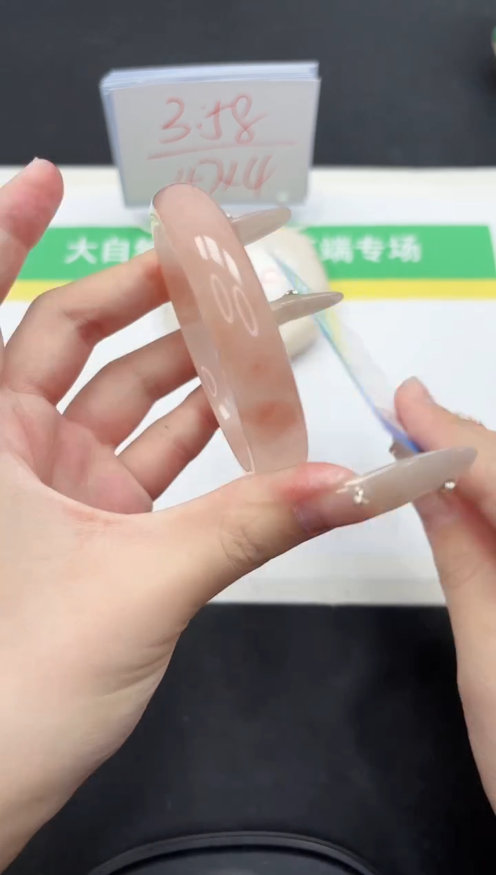 石英质玉未镶嵌手镯318-54