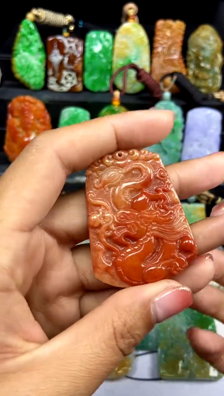 【闪购商品】翡翠颈饰未镶嵌翡翠A货