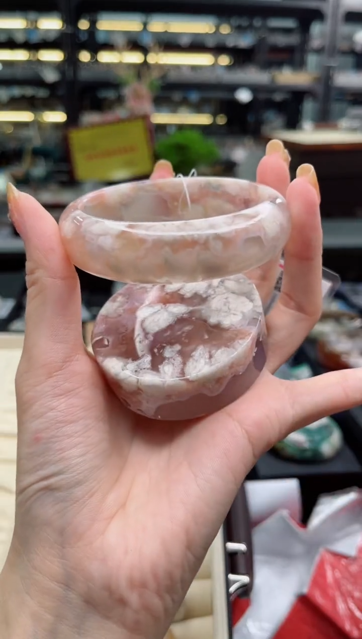 【闪购商品】石英质玉手镯未镶嵌60圈口（赠品镯心）695471