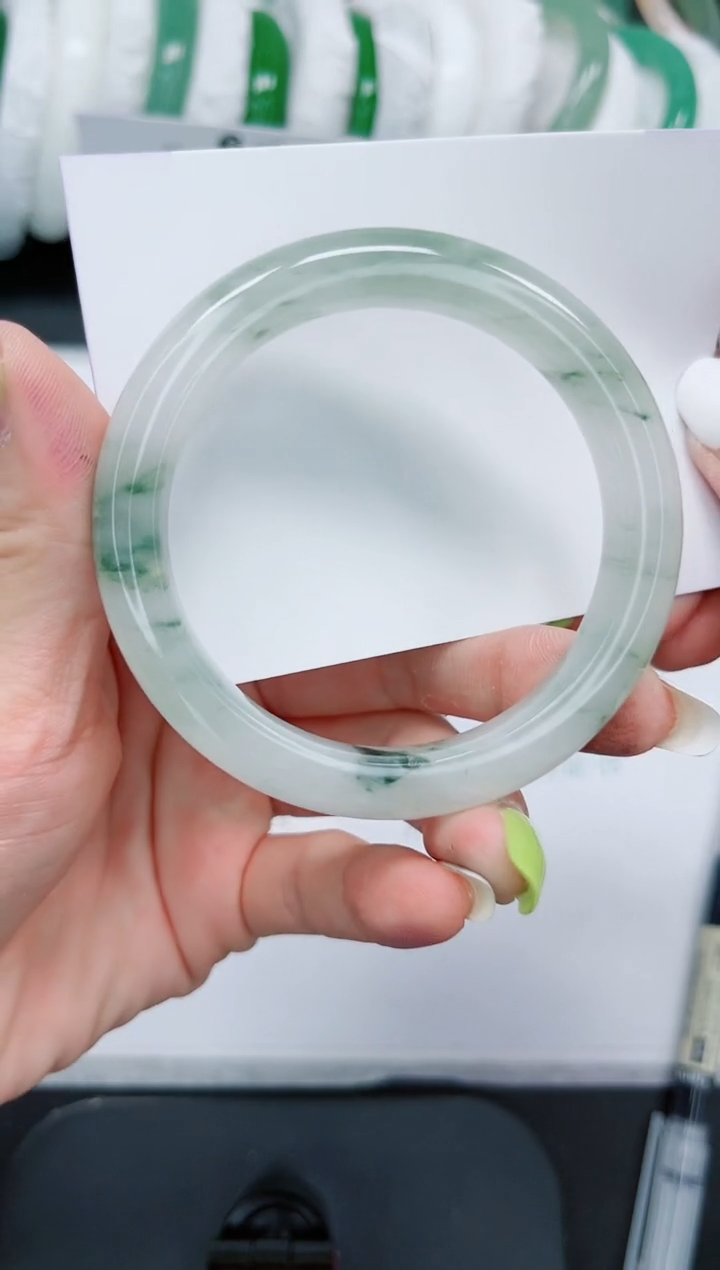 石英质玉手镯未镶嵌309/56