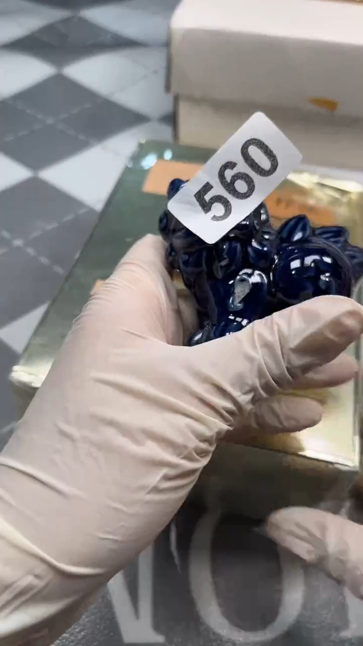 瓷片陶瓷如图所示周边 露珠