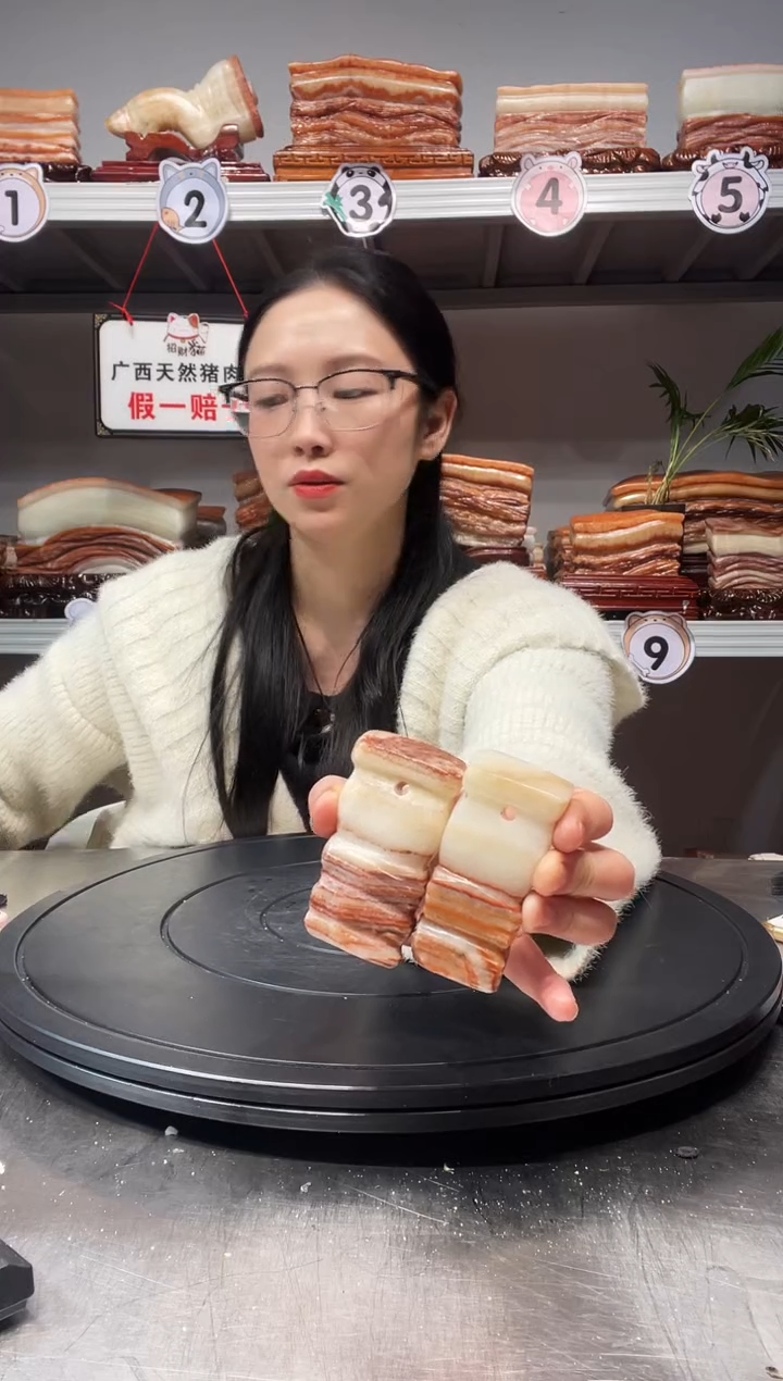 【闪购商品】天然石材柳州猪肉石