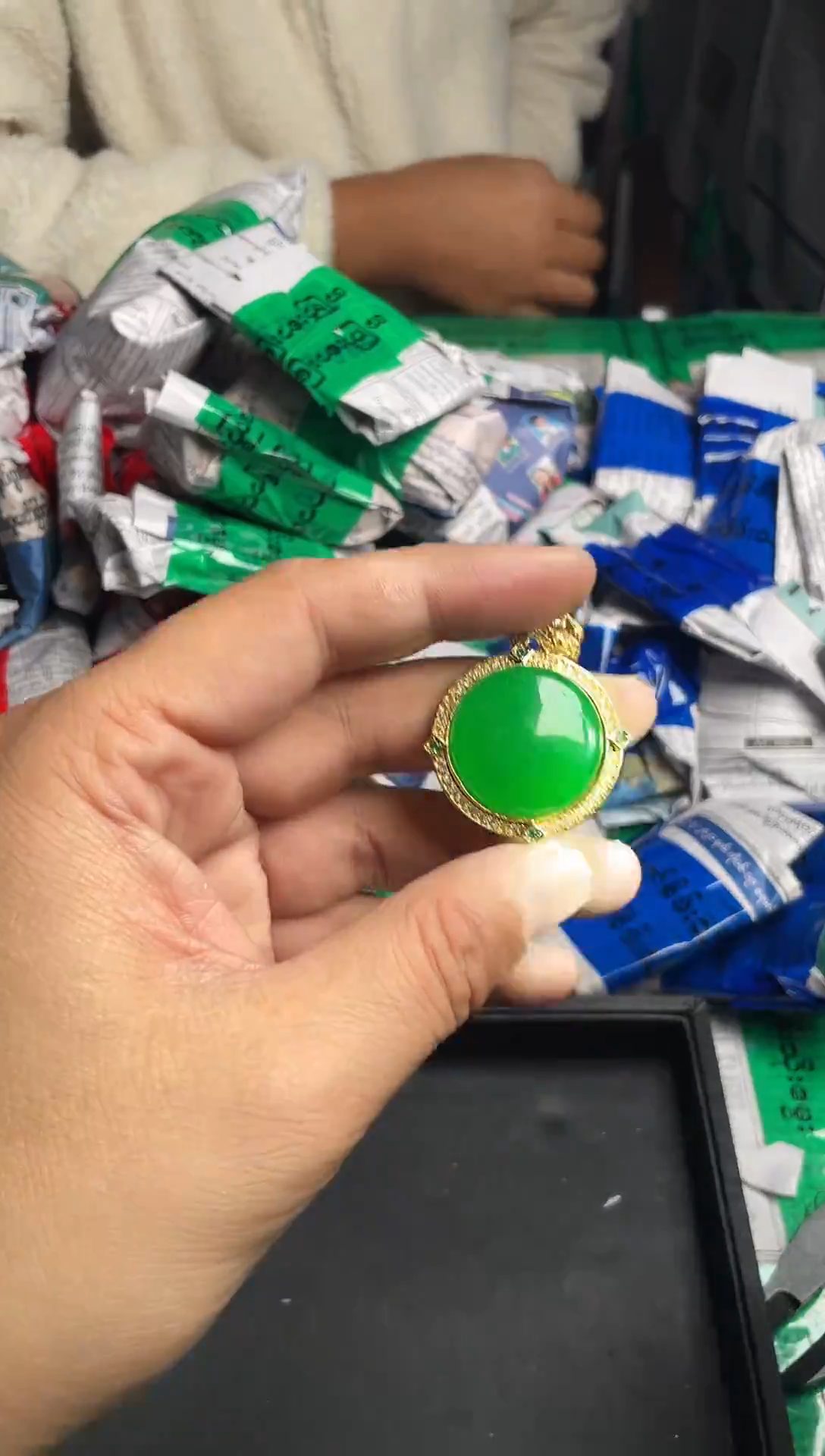 强 子 收 货时尚吊坠FH-38