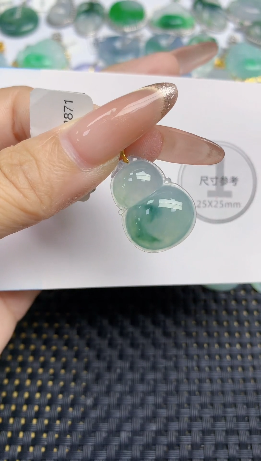 颈饰18K金镶嵌翡翠天然缅甸A货翡翠百元以上9元证书费自理
