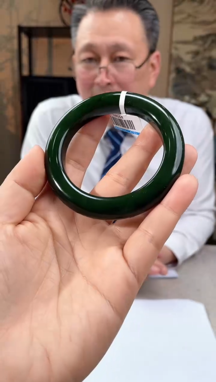 【闪购商品】定制和田玉多样性发货拍一发一09227