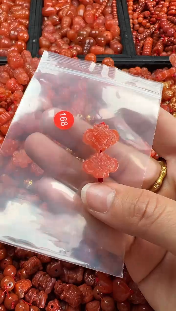 【闪购商品】南红玛瑙颈饰未镶嵌1