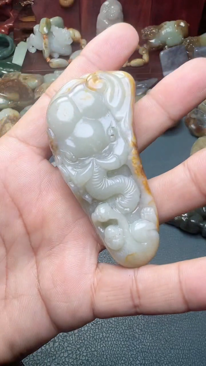 未镶嵌和田玉把件-