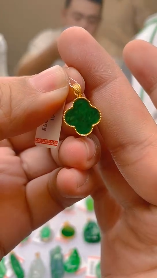 【闪购商品】翡翠颈饰18K金镶嵌新号开播，全场乱卖