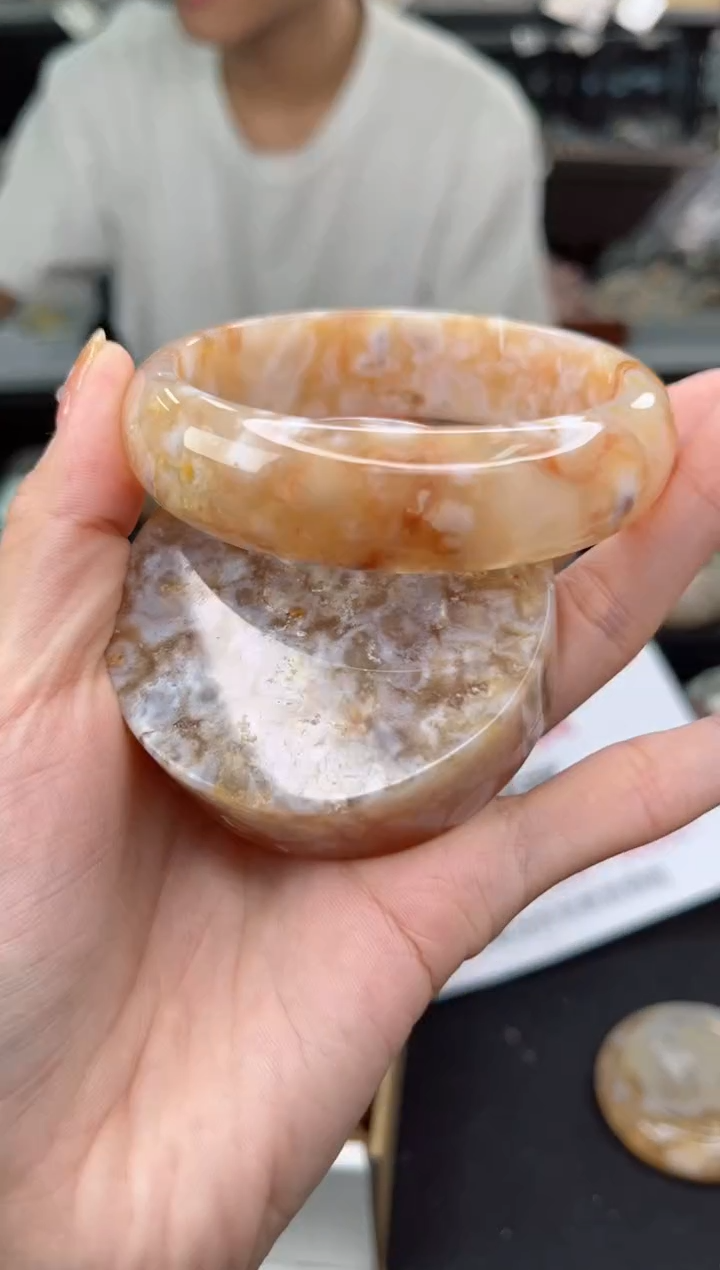 【闪购商品】石英质玉手镯未镶嵌62圈口（赠品镯心）3680325