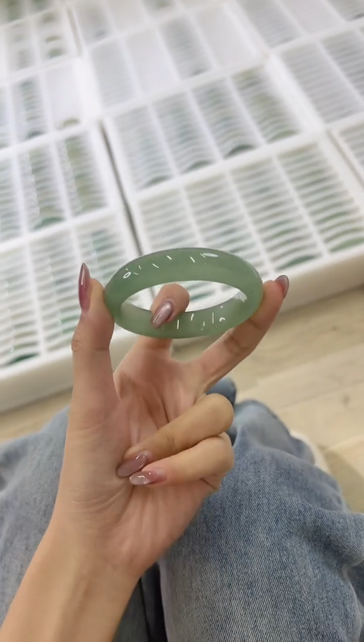 未镶嵌手镯石英质玉22-53D