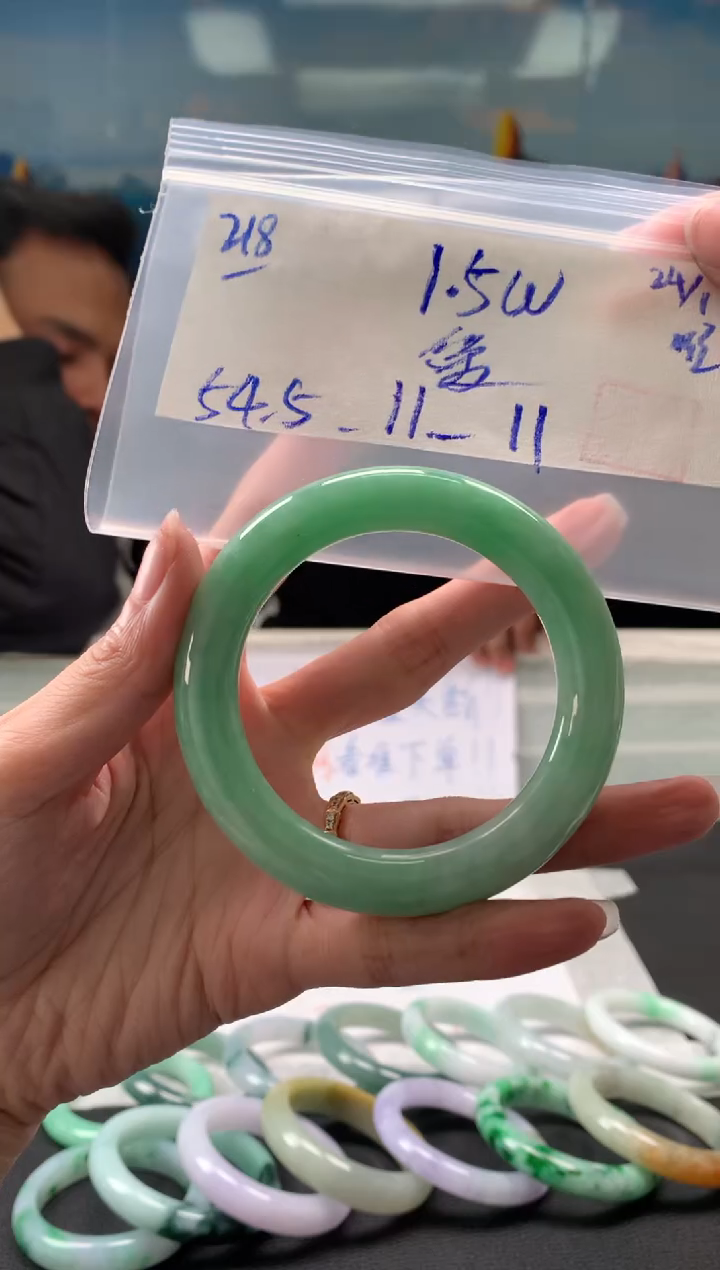 【闪购商品】翡翠手镯未镶嵌翡翠手镯 下单联系小耳机#218