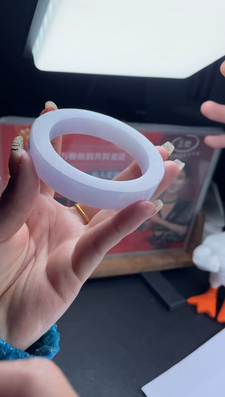 【闪购商品】定制翡翠手镯未镶嵌手镯DDQ/发一件