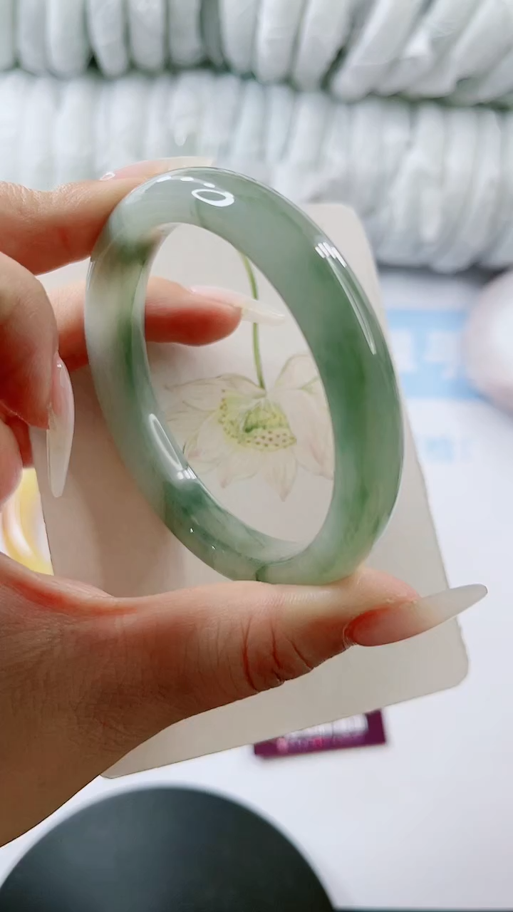 【闪购商品】石英质玉手镯未镶嵌多样性发货V466