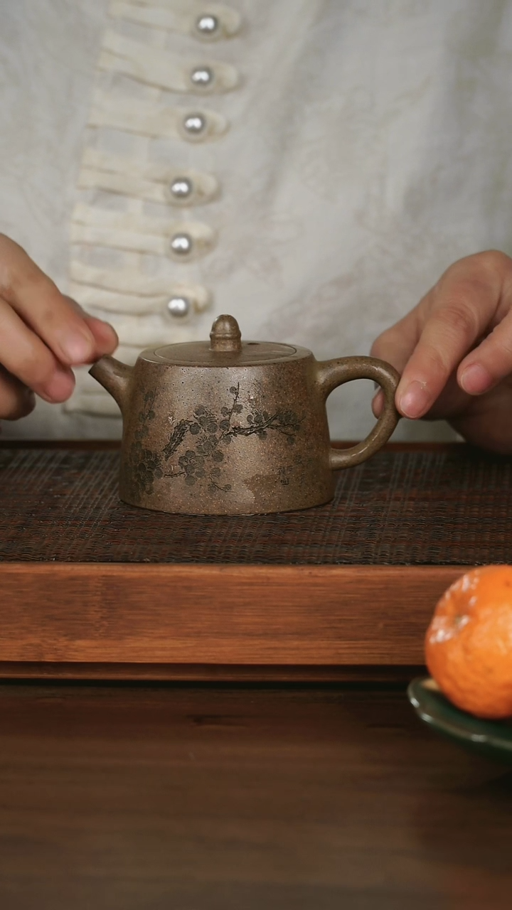 【闪购商品】紫砂茶壶汉铎  梅花刻绘 本山绿 150cc