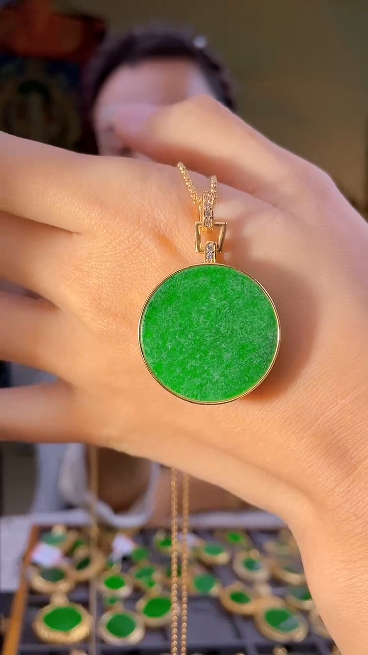 【闪购商品】翡翠吊坠(不含链)银S925镶嵌多样性发缅甸翡翠A货