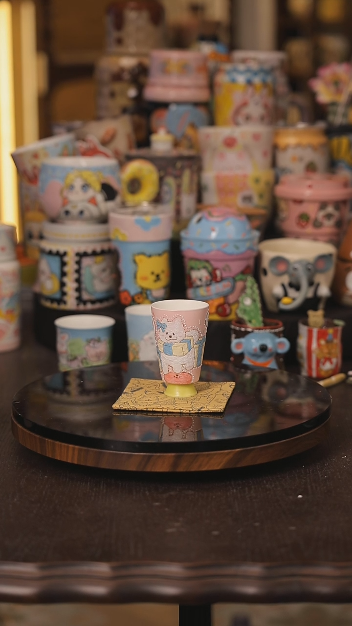 景德镇釉下彩绘设计师款式陶瓷