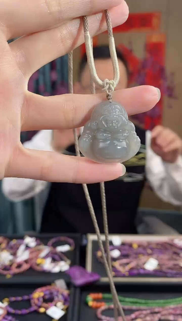 【闪购商品】和田玉吊坠(赠链)未镶嵌823多样性发其一