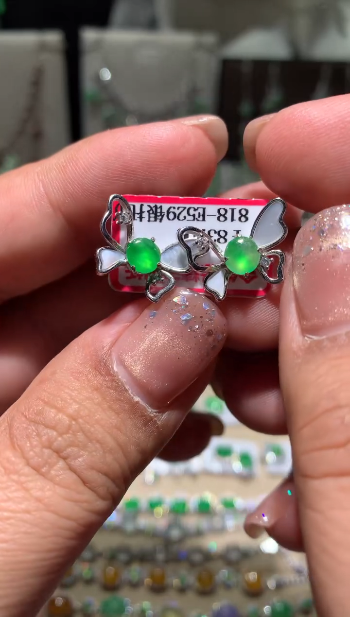 银S925镶嵌翡翠耳饰耳钉