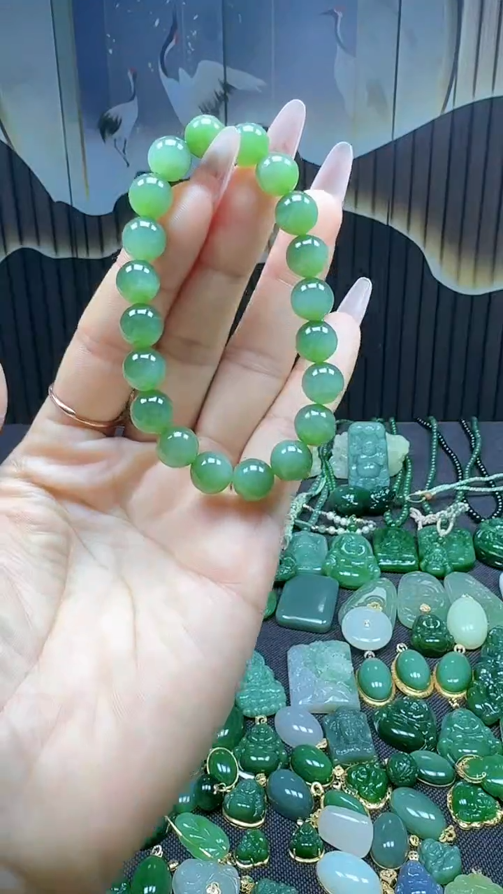 【闪购商品】和田玉挂件未镶嵌9+