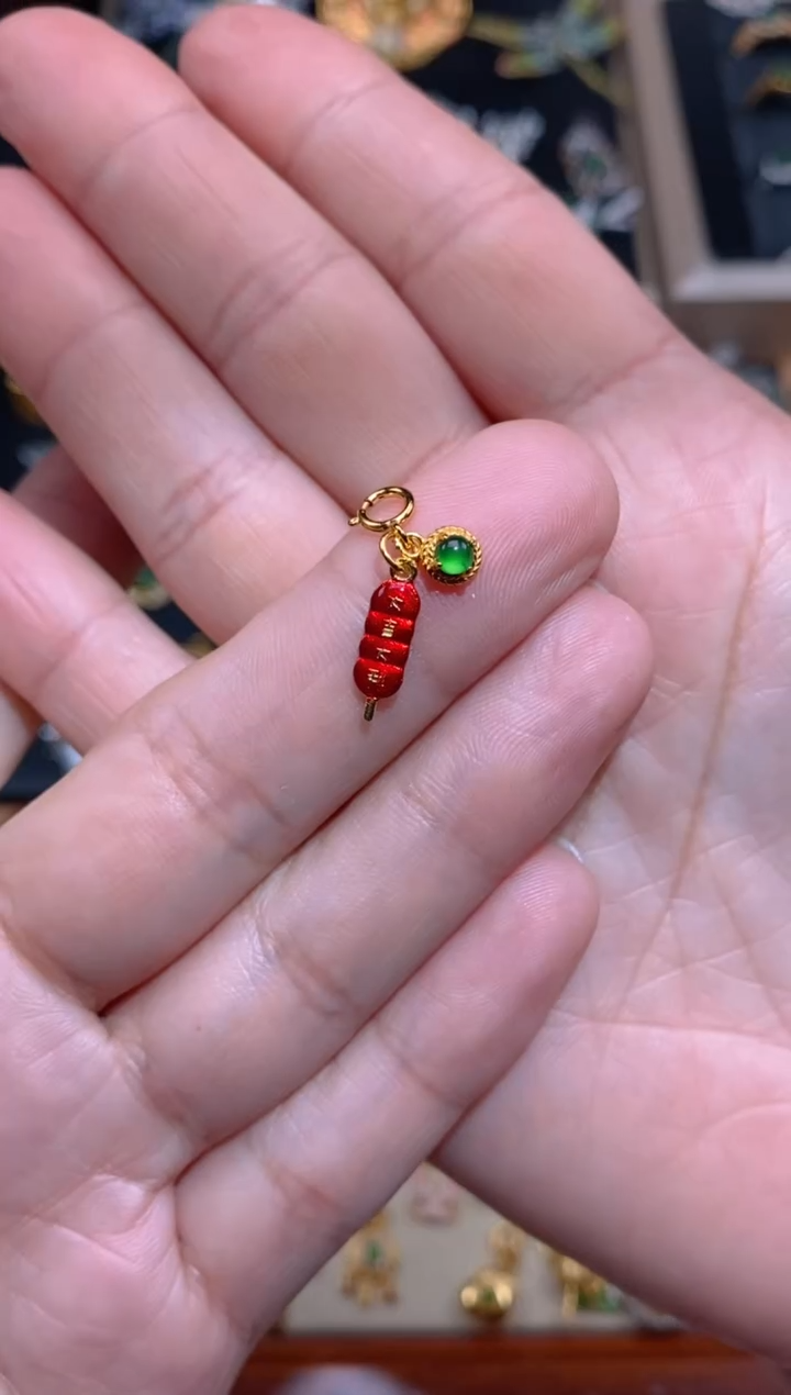 【闪购商品】翡翠颈饰未镶嵌万能扣