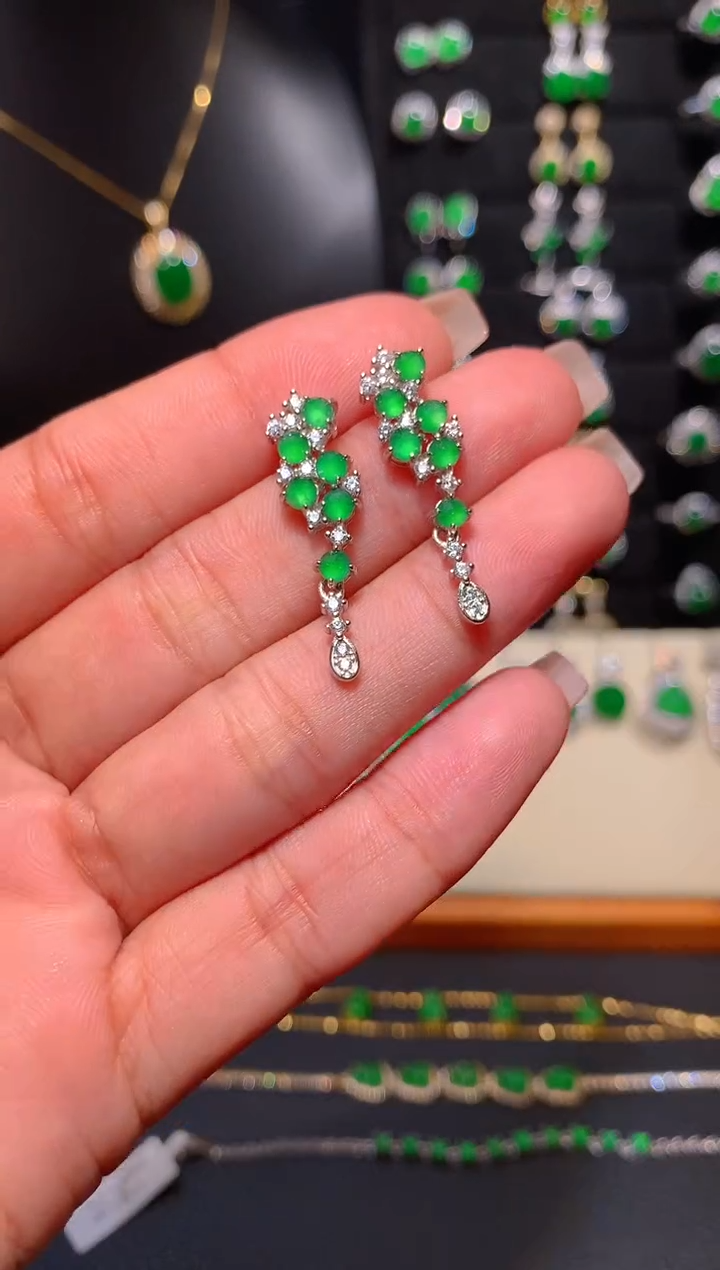 【闪购商品】翡翠耳饰银S925镶嵌多样性