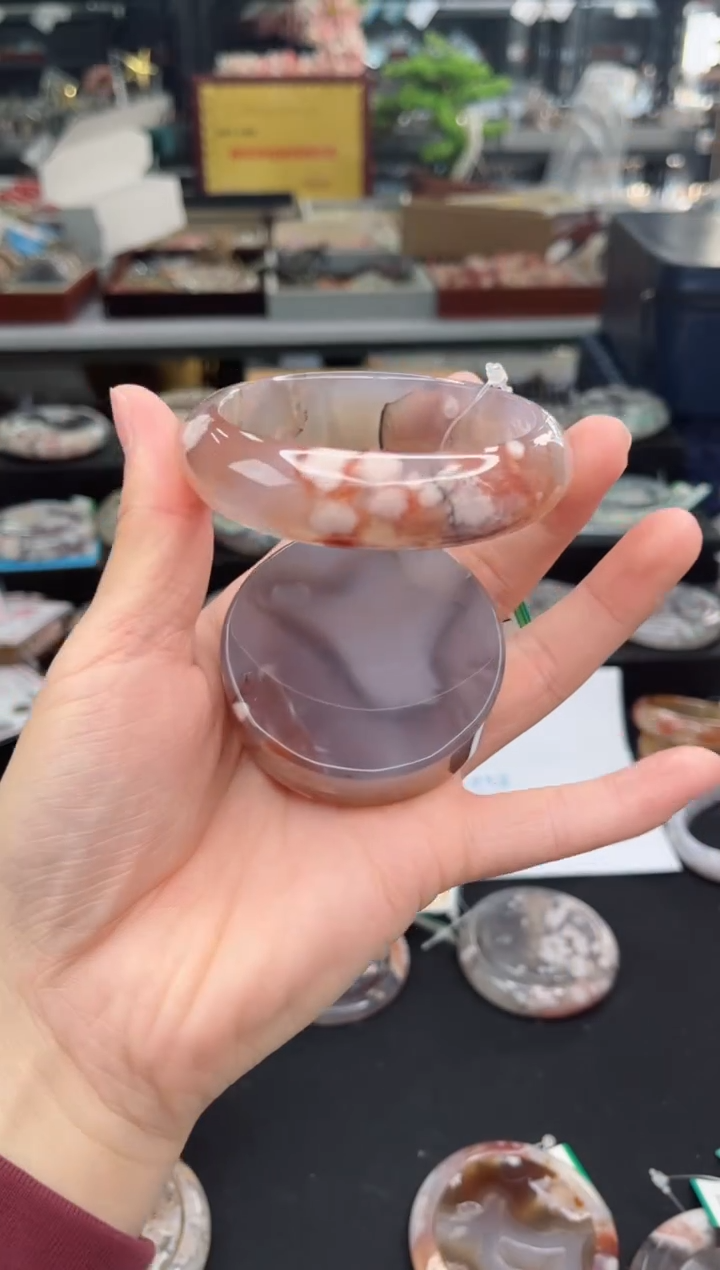 【闪购商品】石英质玉手镯未镶嵌59圈口（赠品镯心）684916