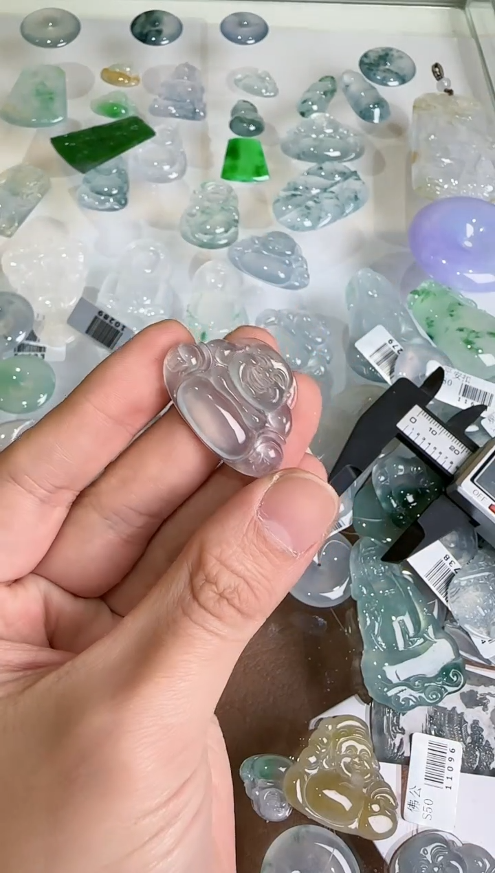 【闪购商品】翡翠吊坠(不含链)未镶嵌···