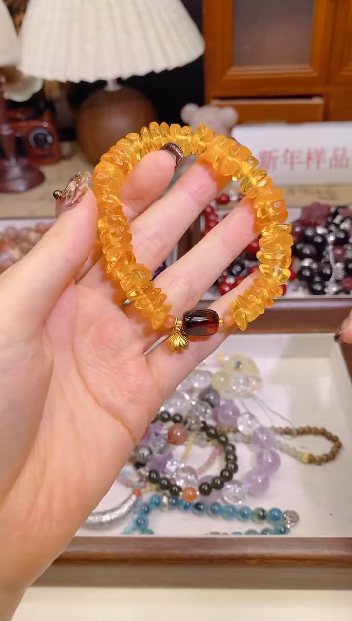 【闪购商品】蜜蜡手链未镶嵌118手串