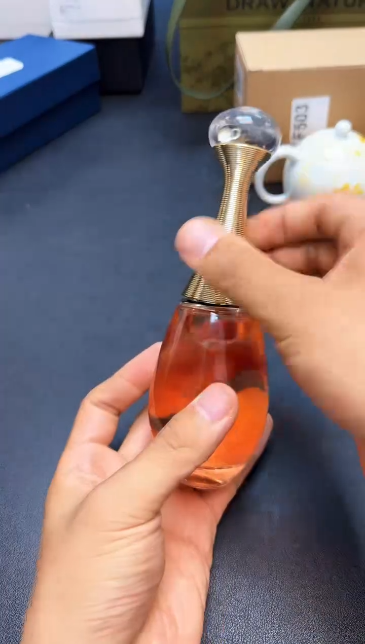 瓷片全新正品一件不留@@WE724