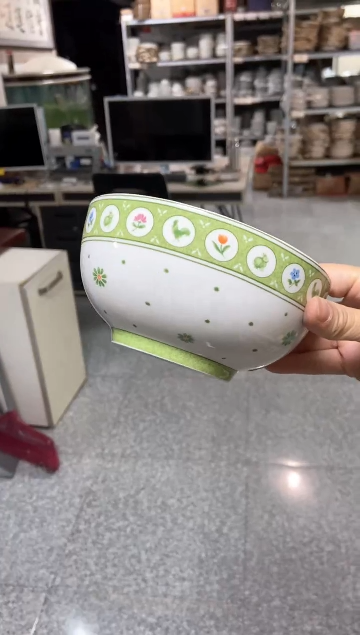【闪购商品】瓷片陶瓷原单CC751餐具1个