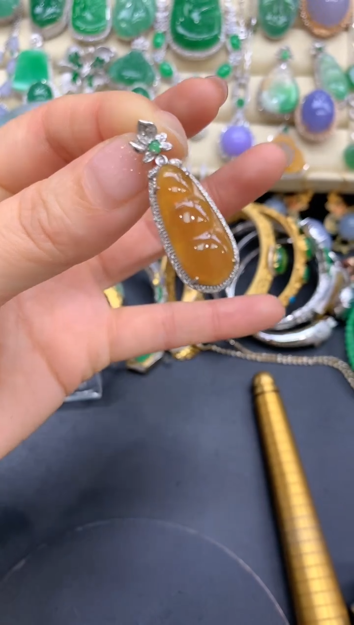 【闪购商品】翡翠颈饰18K金镶嵌371-中国好珍宝