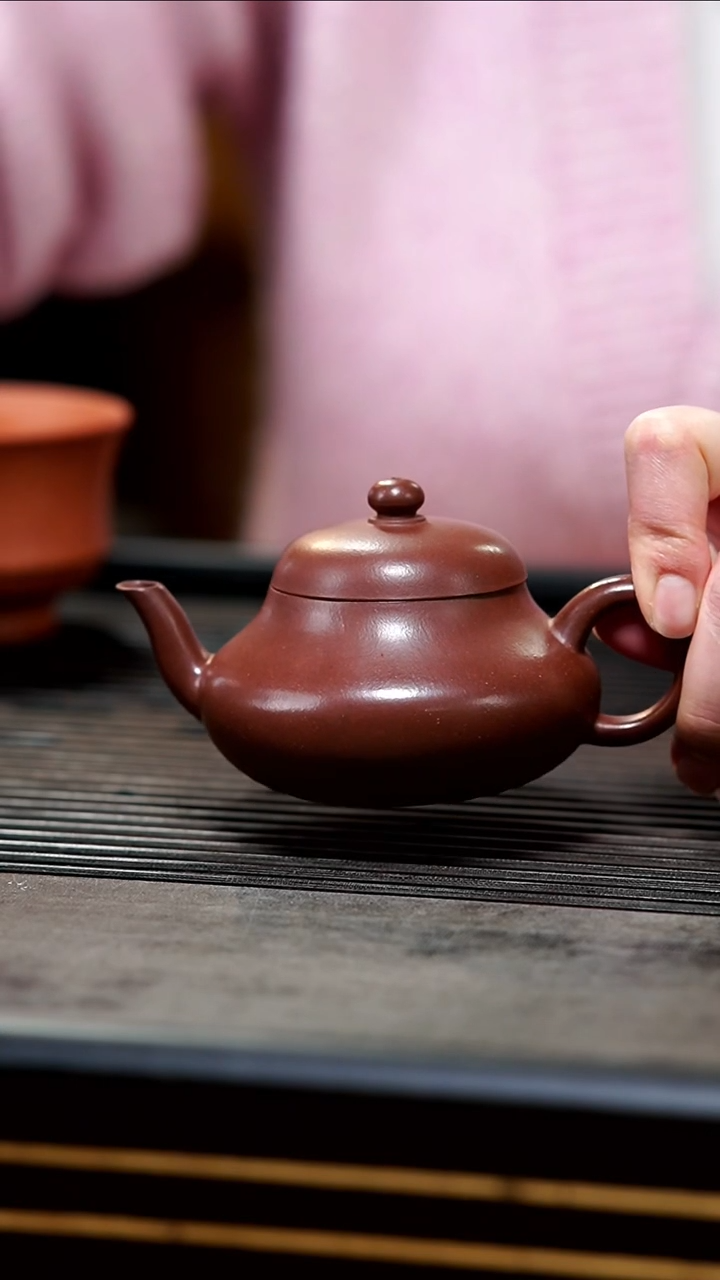【闪购商品】紫砂茶壶05-微瑕半手底槽清君德150cc