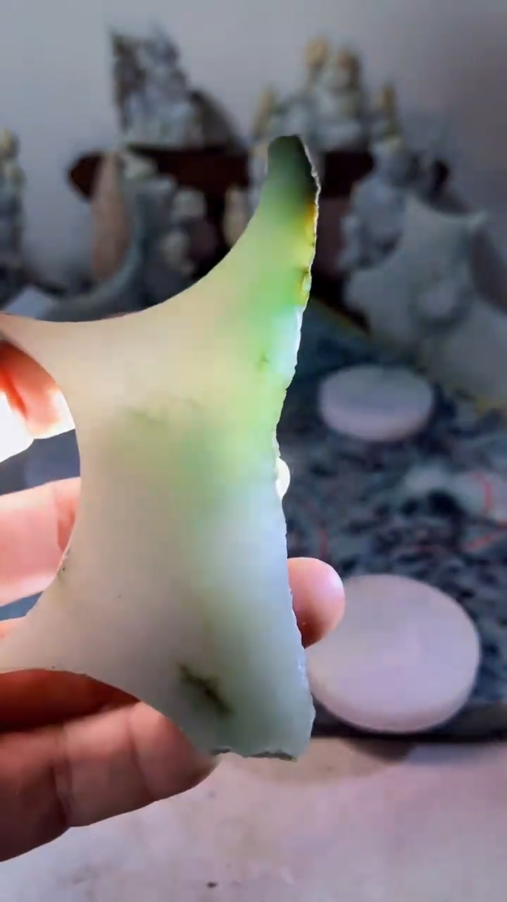 【闪购商品】翡翠吊坠(不含链)未镶嵌269