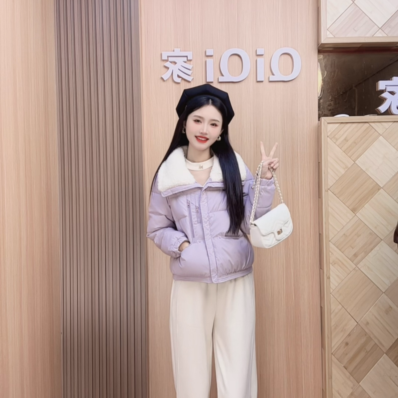 QiQi家 暖意浓浓冬季高级感显瘦气质大翻领设计感棉服外套