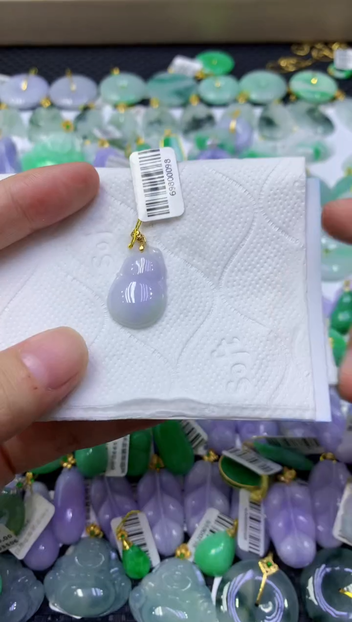 颈饰未镶嵌翡翠天然缅甸翡翠A货