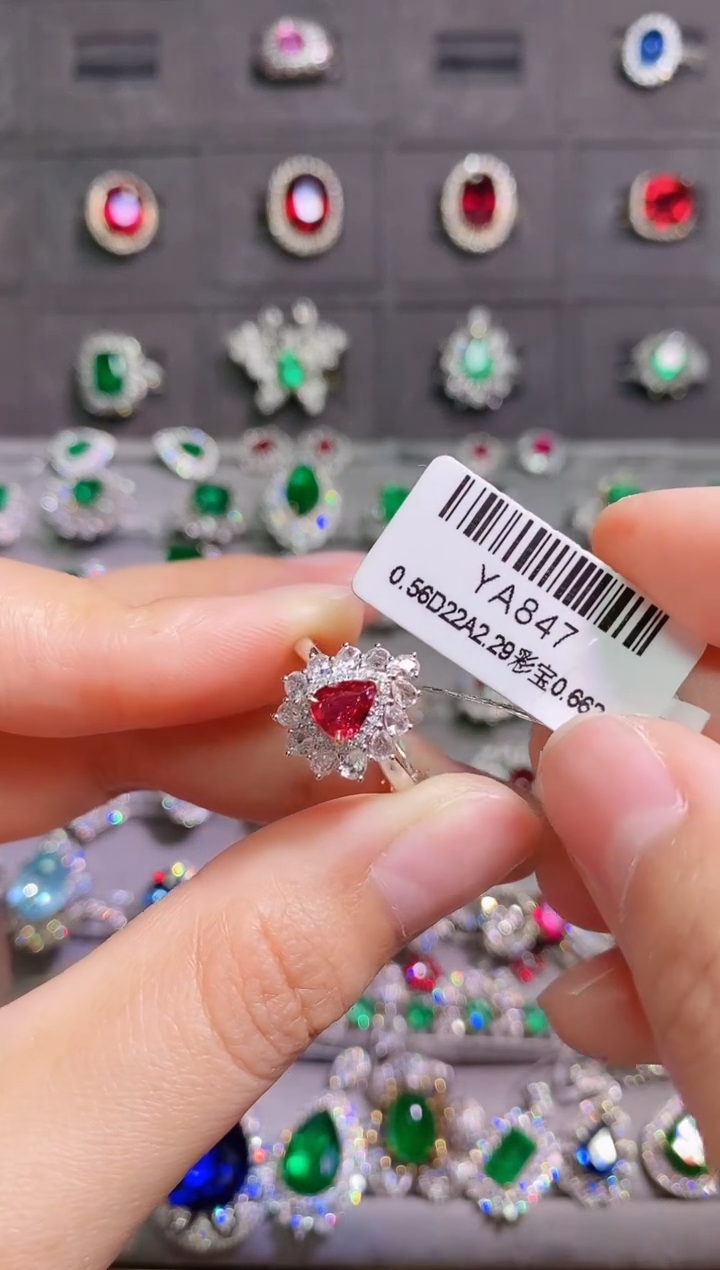 【闪购商品】红宝石18K金戒指18K金镶嵌1