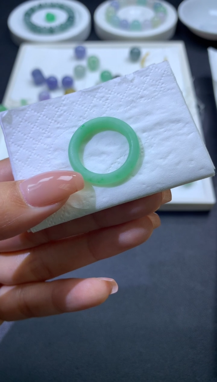 【闪购商品】定制翡翠未镶嵌珠7