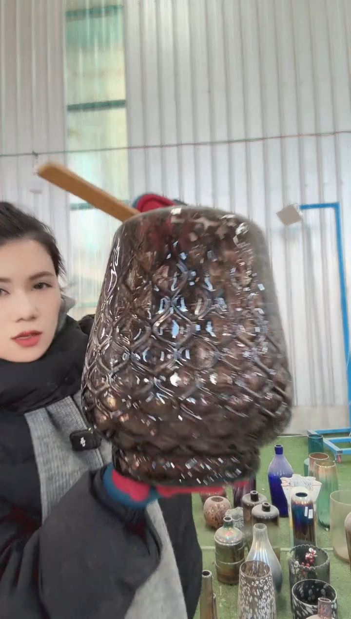 119直播玻璃花瓶