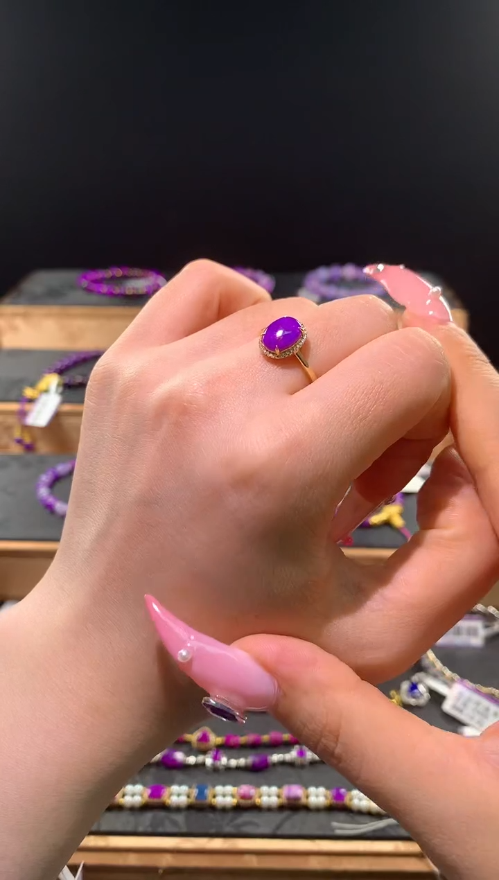 苏纪石（舒俱来）18K金镶嵌.戒指