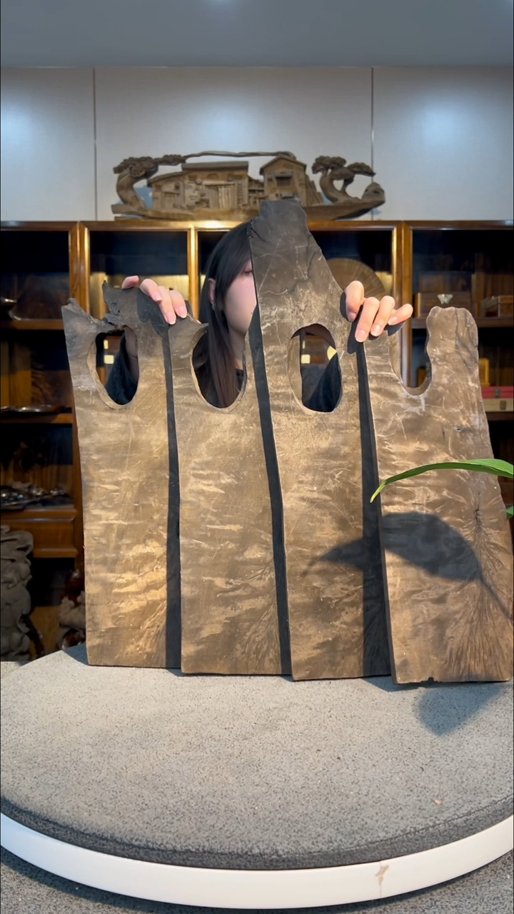 【闪购商品】金丝楠木雕4块原木板