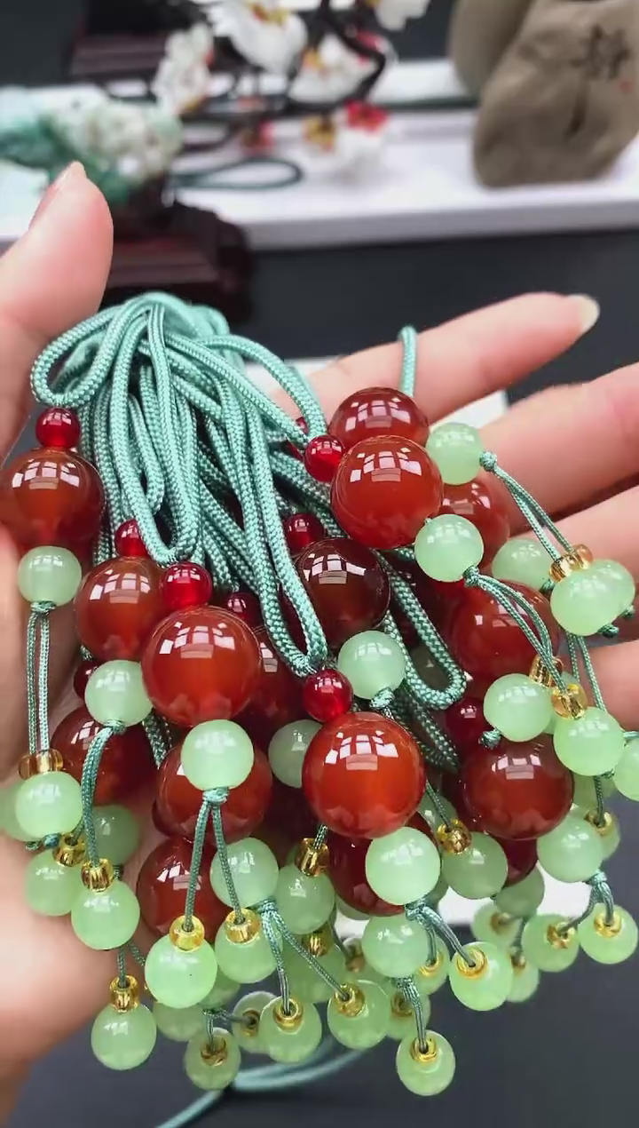 【闪购商品】翡翠颈饰未镶嵌天然缅甸A货翡翠随机发一件