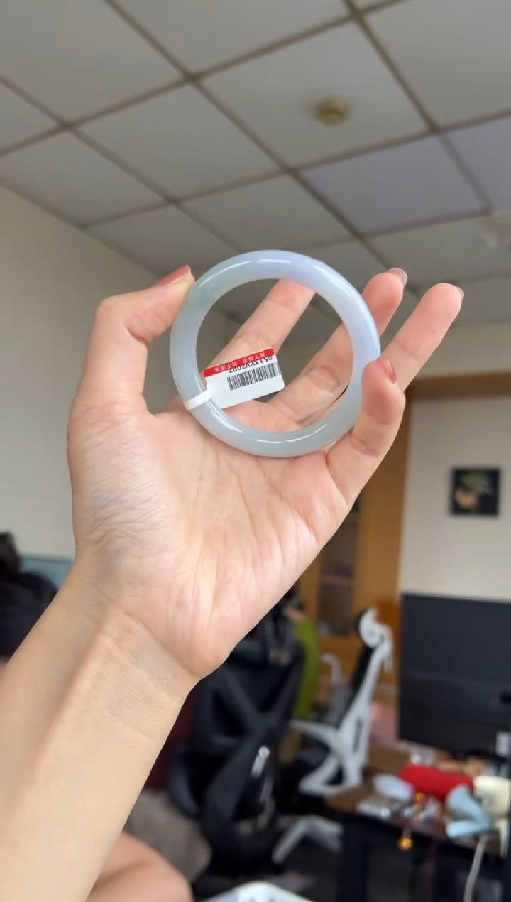 翡翠手镯未镶嵌10号51.*8.5*8