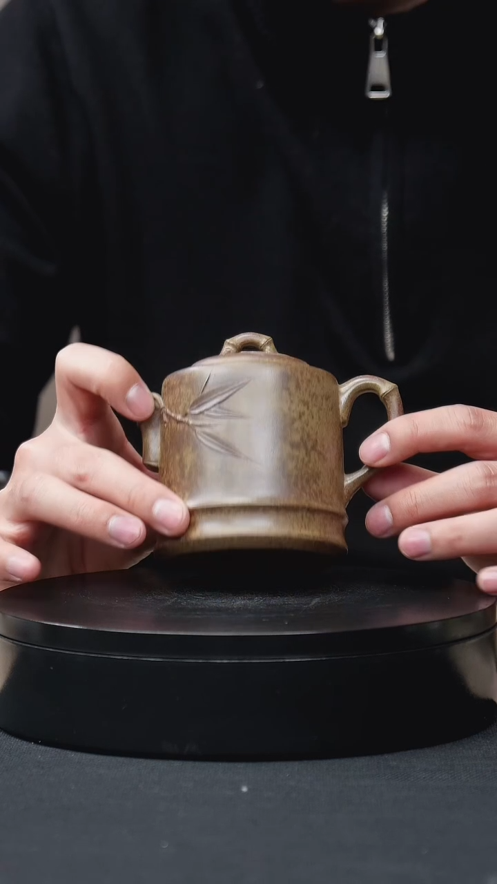 【闪购商品】紫砂茶壶虎皮金砂竹段