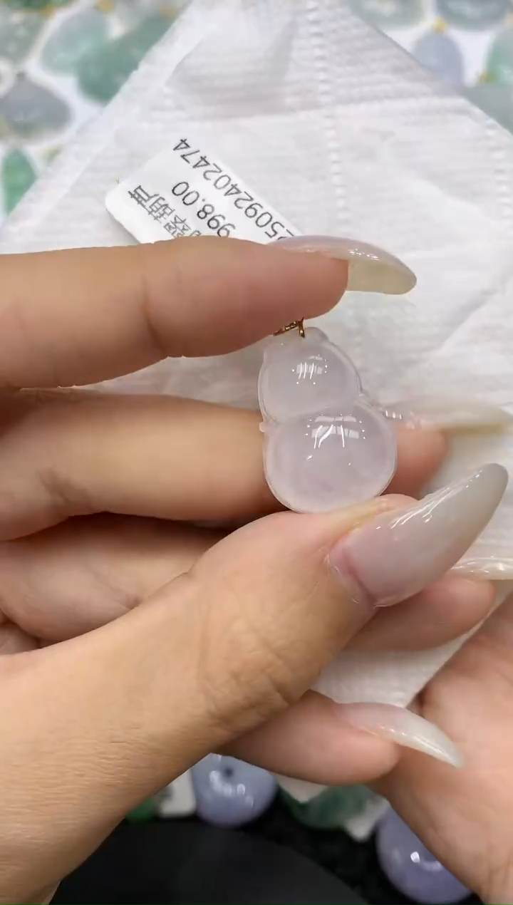 颈饰18K金镶嵌翡翠111111111111