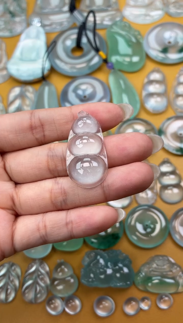 吊坠(不含链)未镶嵌翡翠57 豆子 35.8 18.4 5.7