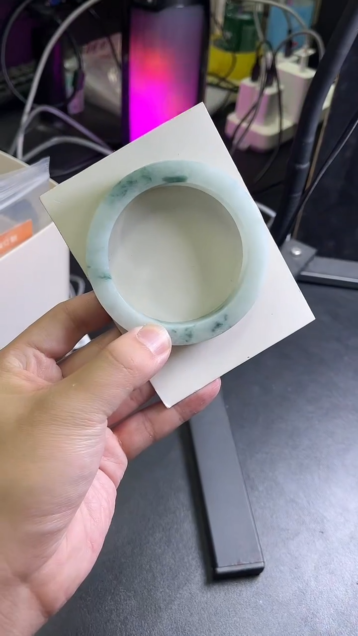 未镶嵌手镯定制翡翠千*定制