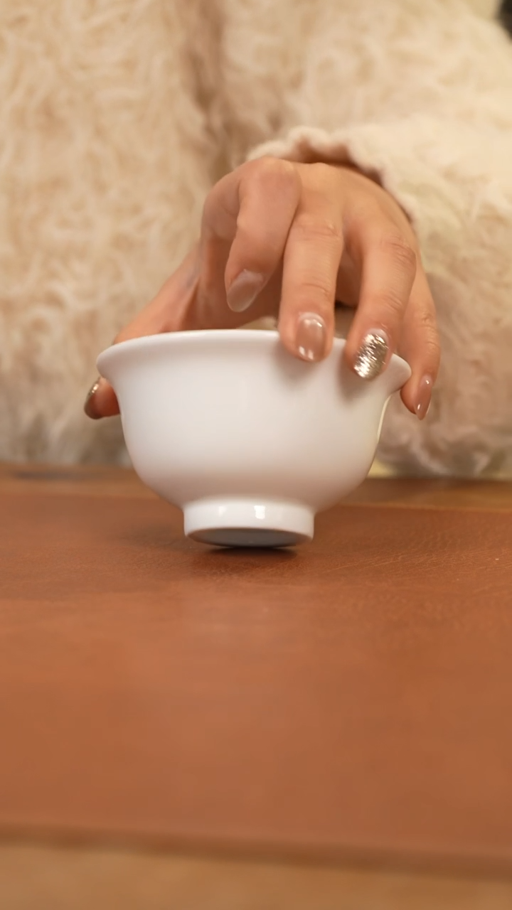 【闪购商品】杯景德镇白胎压手杯